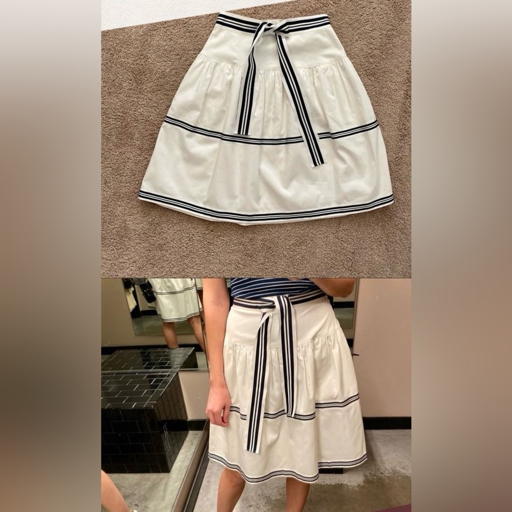 Carolina Herrera White Knee Length Full Skirt with Navy Strip Detail and Bow